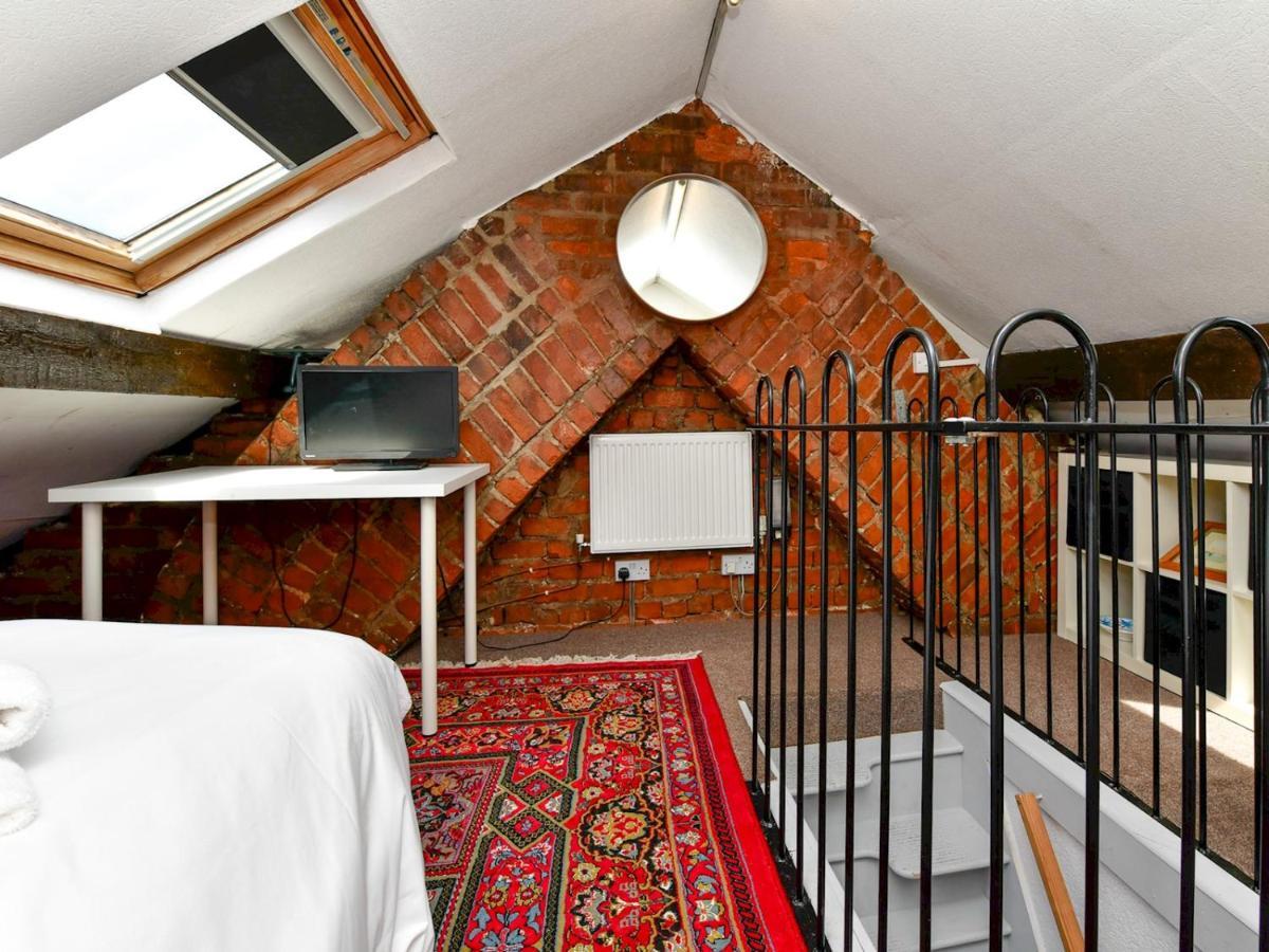Pass The Keys Perfectly Located 3 Bed Home Close To The City Cardiff Buitenkant foto